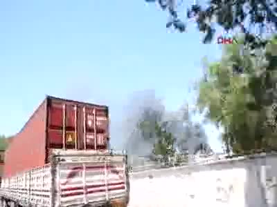 Kopan elektrik telleri yangına neden oldu