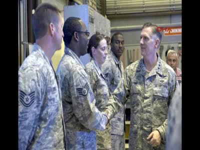 ABD'li Korgeneral İncirlik'te