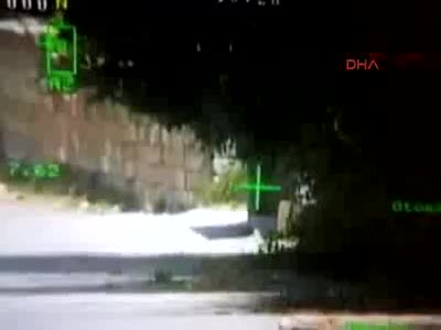 Van'da teröristin etkisiz hale getirilmesi zırhlı araç kamerasında