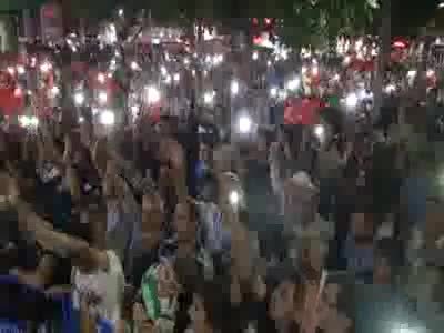 Elazığ Demokrasi Meydanı'nda çifte nikah kıyıldı