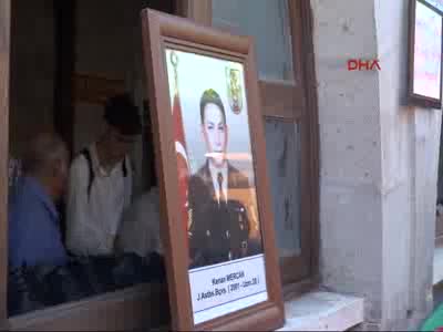 Erzurum'da intihar eden Astsubay memleketi Sivas'ta toprağa verildi