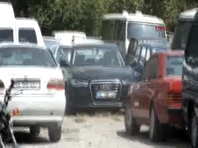 FETÖ'cülerin imamı Adil Öksüz'ün 'SIR' plakalı aracı ortaya çıktı