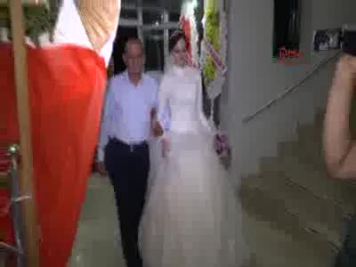 Astsubay, izni iptal olunca düğününe katılamadı