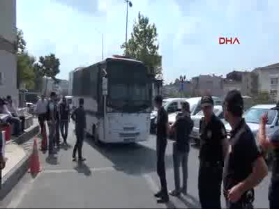 Adliye'ye sevk edilen bir grup merkez valisi sağlık kontrolünden geçirildi