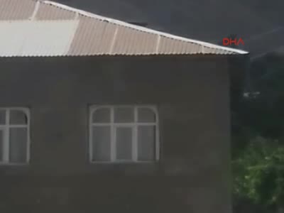 PKK sınırda askeri üs bölgesine saldırdı: 2 şehit, 6 yaralı