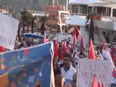 Ayvalık'ta 'laik, demokratik ve tam bağımsız Türkiye' mitingi