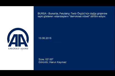 Bursa'da demokrasi nöbetine Bursasporlu futbolcular da katıldı