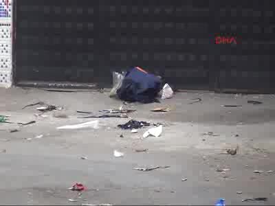 Bursa'da ayrı yaşadığı eşinin evinin önünde el yapımı bomba patlatan koca yakalandı
