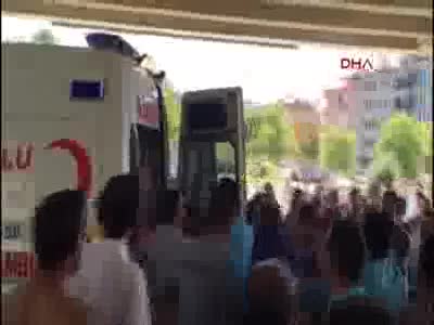 Elazığ'da emniyet müdürlüğü yakınında patlama - 3