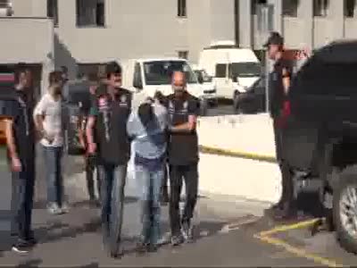 İstanbul'da darbe girişimine katılan subaylar adliyeye sevk edildi