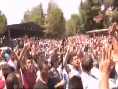 Gaziantep'teki patlamada hayatını kaybedenler son yolculuğuna uğurlandı