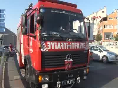 Tramvay raydan çıktı: 3 yaralı