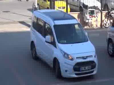 Ağabeyini uykusunda öldürmüş