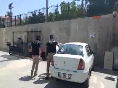 Emlakçının bomba oyununu polis bozdu