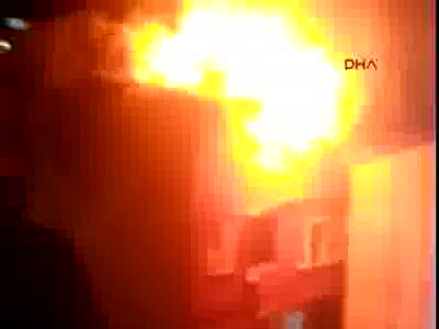 Beyoğlu'nda korkutan yangın