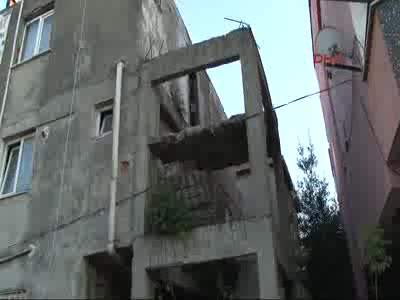 Anne ile kızın zor anları