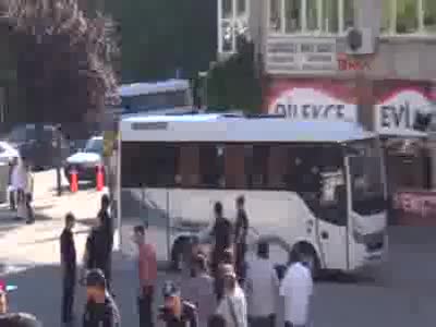 Bursa eski valisi Harput'a Gülen'den Arapça not!