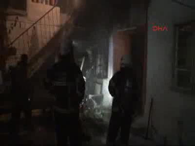 Adıyaman'da kundaklandığı iddia edilen ev yandı