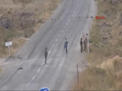Çaldıran'da çatışma 8 şehit 11 PKK'lı ölü ele geçirildi - 3