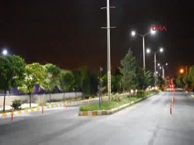 Başbakan, Van'da şehit için düzenlenen törene katıldı