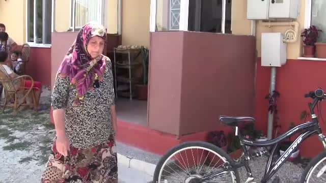 Bursa'da ameliyatta bacakları yanan kadın 1 yıl özel elbise giyecek