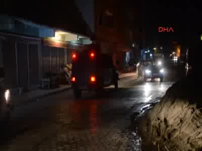 Doğubayazıt'ta polis lojmanlarına saldırı düzenlendi