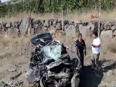 TIR'la karşılıklı çarpışan otomobil sürücüsü öldü