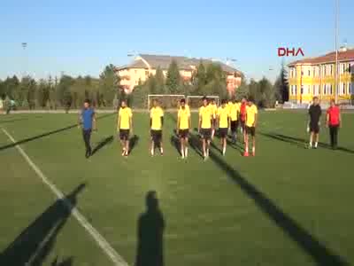 Kayserispor Teknik Direktörü Kutlu: Galatasaray'a sürprizimiz olabilir
