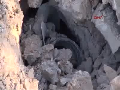 Kilis'te Şıh Mehmet Türbesi yakınlarına roket atıldı