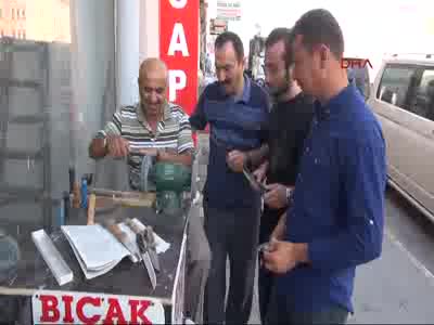 Bayram öncesi bıçaklar bileniyor