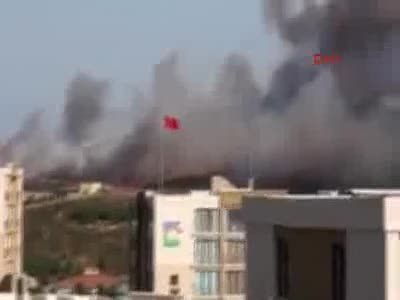 İstanbul'da askeri alanda yangın - 3