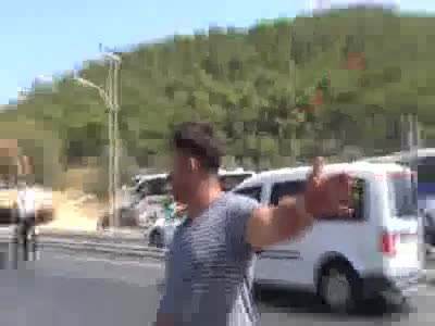 Bodrumlu işletmeciye küçük kızının yanında aracında silahlı saldırı