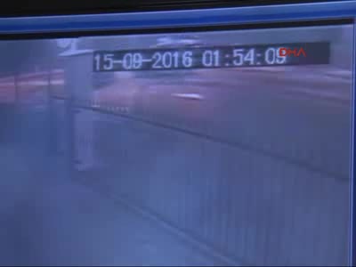 Pendik'teki polis dayağı iddiası kameraya yansıdı