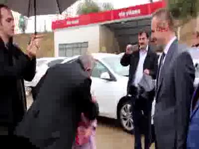 Efkan Ala'ya baba ocağında coşkulu karşılama