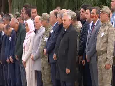 Başbakan Yıldırım Tendürek şehitleri için düzenlenen törene katıldı