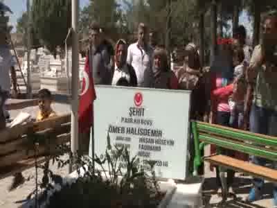 Ömer Halisdemir'in mezarını 500 bin kişi ziyaret etti