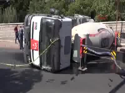 Arızalanan beton mikserini tamir etmek isterken canından oldu