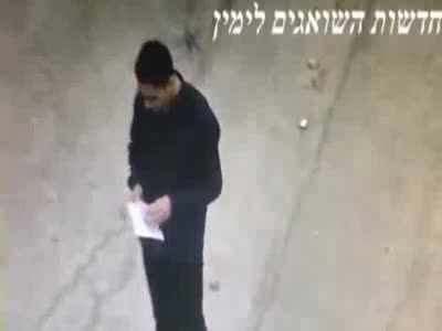 İsrail askerini bıçaklamaya çalışan Filistinli genç öldürüldü