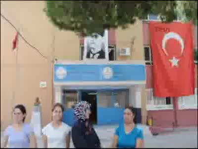 Öğretmen değişti veliler isyan etti