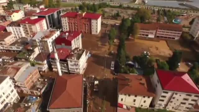 Beşikdüzü'ndeki felaket havadan böyle görüntülendi