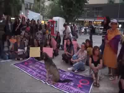 Sokak ortasında saldırıya kadın tepkisi