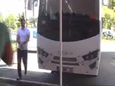 Adana'nın meşhur tatlıcısına FETÖ gözaltısı