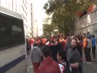 Başkan Dursun Özbek taraftarlarla birlikte yürüyecek