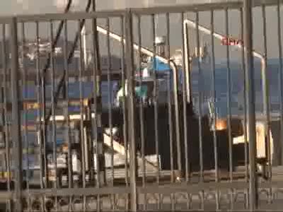 Köprüden atladı durumu ağır