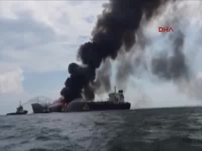 Meksika Körfezi'nde dev tanker yangını