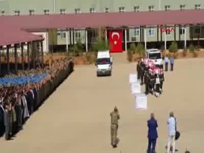 Mardin şehitleri için tören düzenlendi - 1