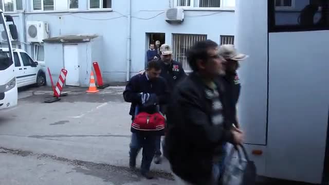 Bursa'da Aktif-Sen üyesi 19 FETÖ'cü adliyeye sevk edildi