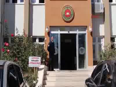 Hapse girmemek için 8 ay dağda yılan, kirpi yiyerek yaşadı