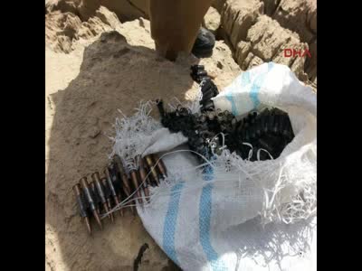 Şemdinli'de konserve kutularına tuzaklanmış patlayıcı ele geçirildi