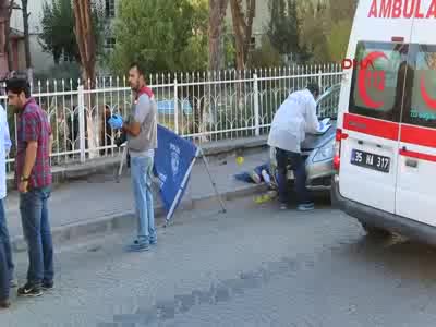 Ayrıldığı liseli kız arkadaşını öldürüp, intihar etti